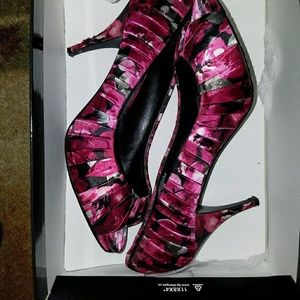 White house black market